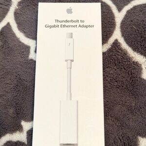 Brand New Apple Thunderbolt to Gigabit Ethernet Adapter SEALED